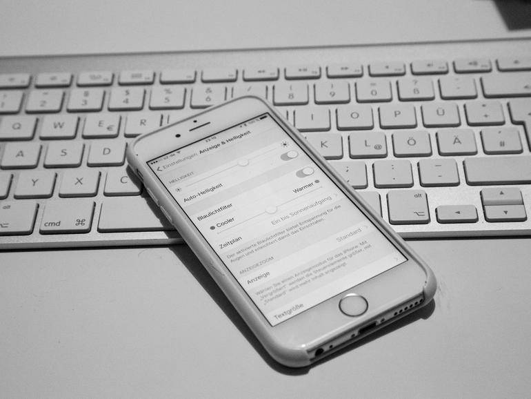 iOS 9.3: Night Shift, notatki chronione hasłem i lepsze zdrowie